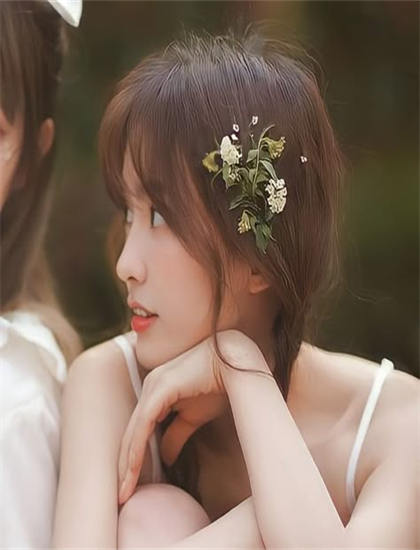 精准的探索《安提戈涅》的奥秘：隐藏细节与深层意义